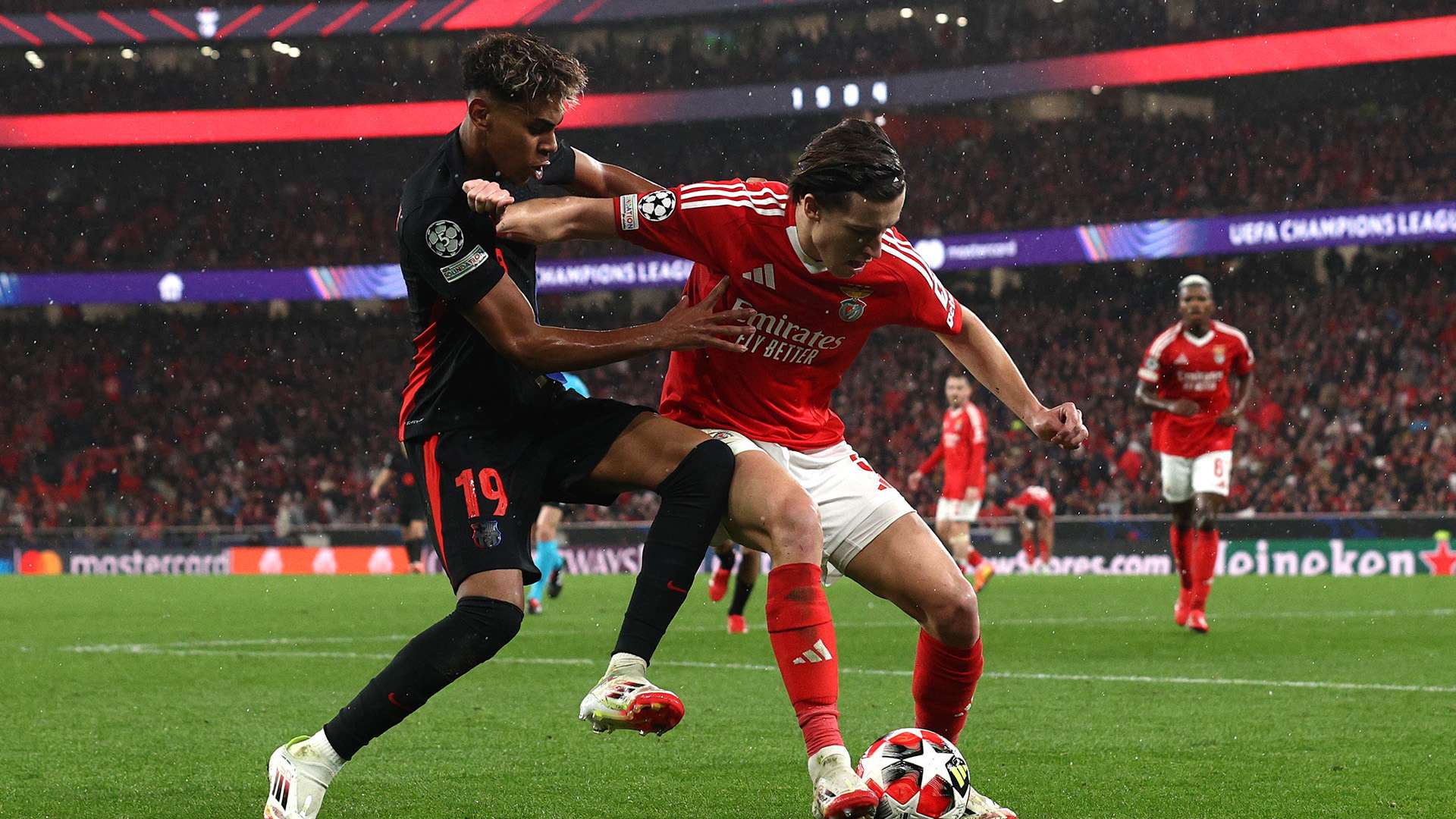 歐洲足壇的 歐洲足壇的